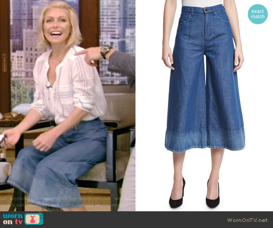 Co Denim Wide-Leg Cropped Pants worn by Kelly Ripa on Live with Kelly and Mark