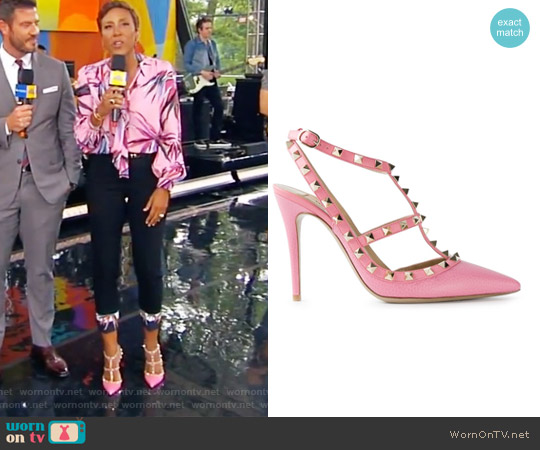 Valentino Rockstud pumps worn by Robin Roberts on Good Morning America