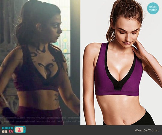 Victorias Secret Long Line Plunge Sport Bra worn by Isabelle Lightwood (Emeraude Toubia ) on Shadowhunters