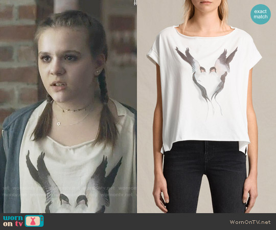 All Saints Lovebird Pina Tee worn by Daphne Conrad (Maisy Stella) on Nashville