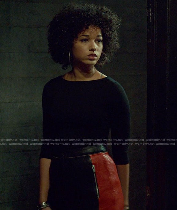 Maia’s black lace-up back top and leather mini skirt on Shadowhunters