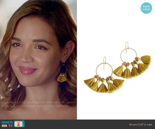 Bluma Project Shiloh Earrings in Gold worn by Cassandra (Georgie Flores) on Famous in Love