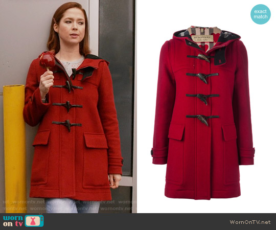 Burberry Brit Baysbrooke Duffle Coat worn by Kimmy Schmidt (Ellie Kemper) on Unbreakable Kimmy Schmidt