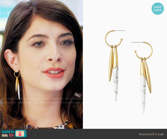 Stella & Dot Quill Drop Earrings worn by Alexis Gleen (Niki Koss) on Famous in Love
