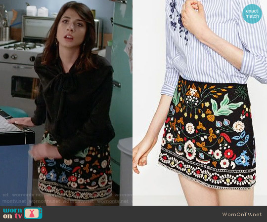 Zara Embroidered Mini Skirt worn by Alexis Gleen (Niki Koss) on Famous in Love