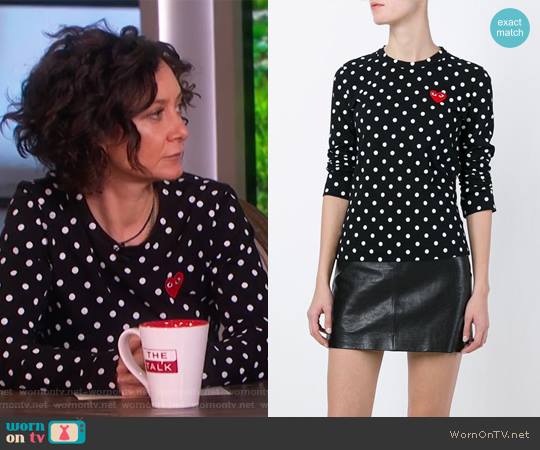 Comme Des Garcons Play Embroidered Heart Polka Dot T-shirt worn by Sara Gilbert on The Talk