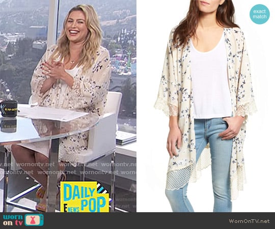 Lucca Couture Lace Trim Kimono worn by Carissa Loethen Culiner on E! News