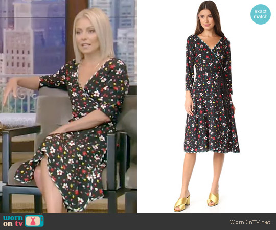 Marc Jacobs Wrap Dress with Waist Tie worn by Kelly Ripa on Live with Kelly and Mark