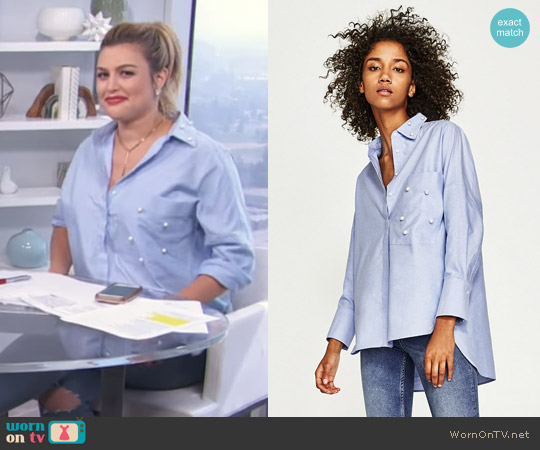 Zara Oxford Shirt with Faux Pearl Details worn by Carissa Loethen Culiner on E! News
