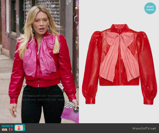 Gucci Leather Jacket with Bow worn by Kelsey Peters (Hilary Duff) on Younger