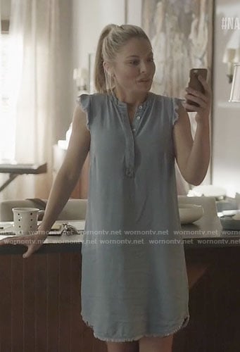 Jessie’s chambray dress on Nashville