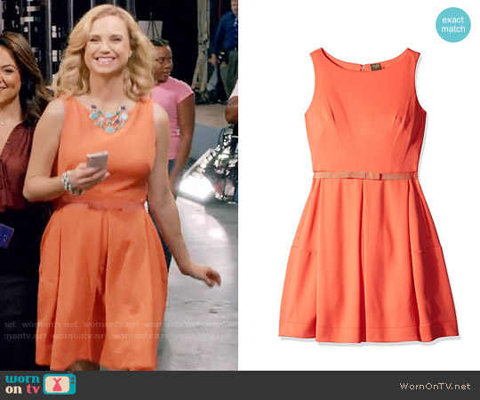 Taylor Dresses Sleeveless Scuba Fit and Flare Dress worn by Heather Flynn-Kellogg (Fiona Gubelmann) on Daytime Divas