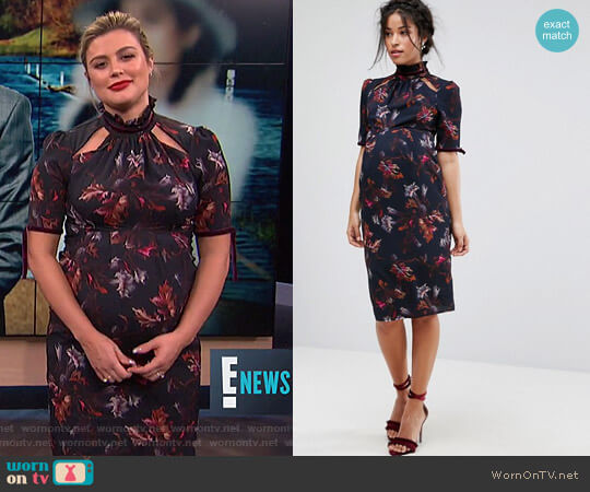 Hope & Ivy Maternity Floral Printed Dress with Velvet Trims worn by Carissa Loethen Culiner on E! News
