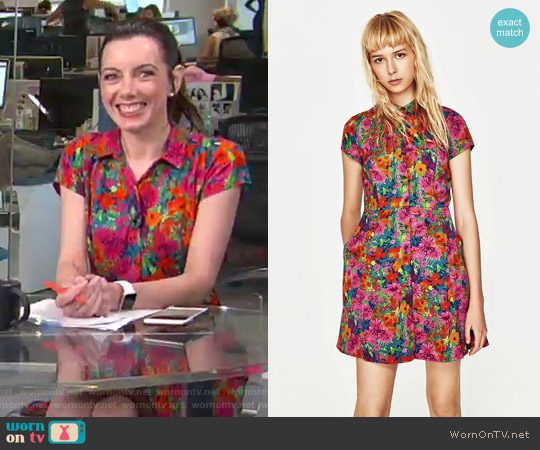 Zara Short Floral Print Dress worn by Melanie Bromley on E! News