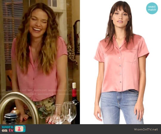 & Other Stories Relaxed Fit Retro Shirt worn by Liza Miller (Sutton Foster) on Younger