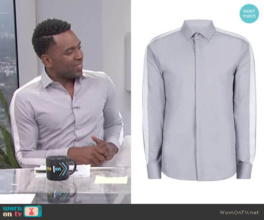 Topman Gray Contrast Stripe Smart Shirt worn by Justin Sylvester on E! News