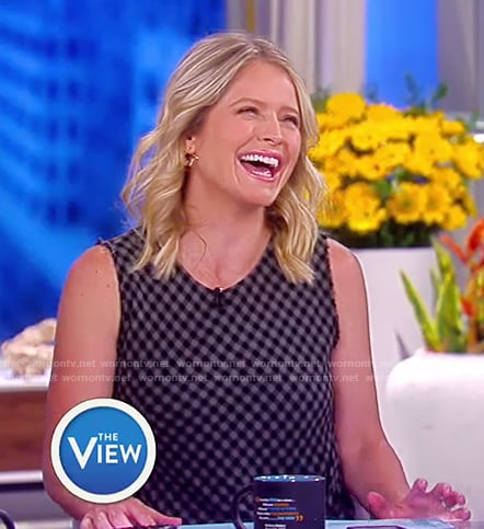 Sara’s gingham shift dress on The View