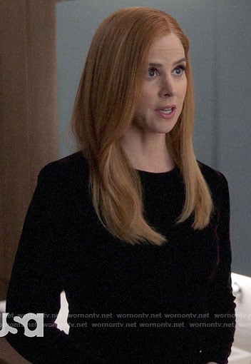 Donna’s long sleeved velvet dress on Suits