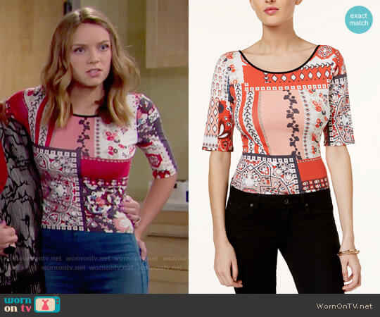 Guess Printed Tie-back Top in Tangier Tapestry White Alyssum worn by Coco Spectra (Courtney Grosbeck) on The Bold and the Beautiful