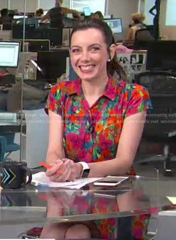 Melanie’s red floral shirtdress on E! News