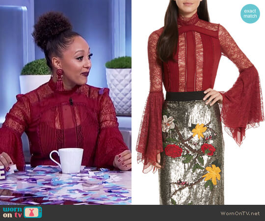 Alice + Olivia Ivy Top worn by Tamera Mowry on The Real