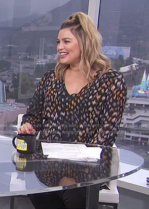 Carissa’s black leopard v-neck dress on E! News Daily Pop