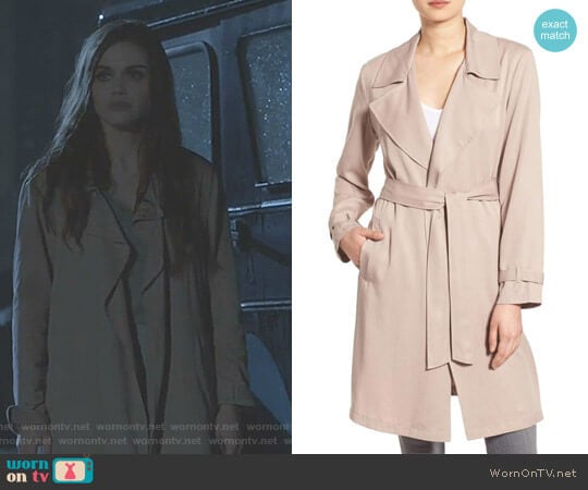 Cupcakes and Cashmere Adams Drape Trench Coat worn by Lydia Martin (Holland Roden) on Teen Wolf