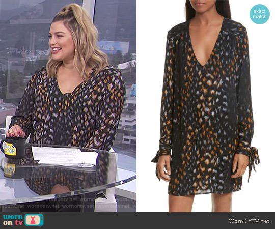 Equipment Bree Tie Sleeve Silk Shift Dress worn by Carissa Loethen Culiner on E! News