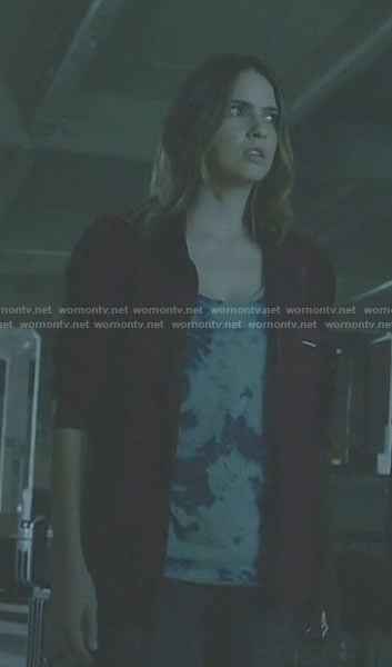Malia’s red jacket and tie dye top on Teen Wolf