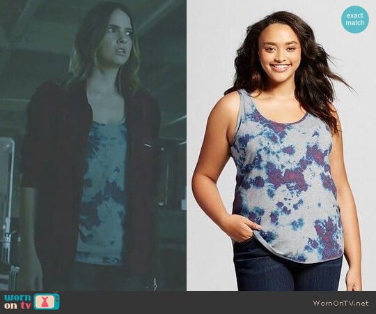 Members Only 80s Style Jacket worn by Malia Tate (Shelley Hennig) on Teen Wolf