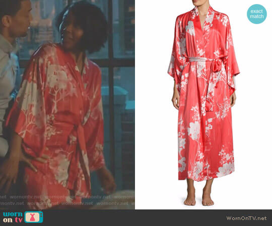 Natori Layla Printed Slinky Charmeuse Robe worn by Mary Jane Paul (Gabrielle Union) on Being Mary Jane