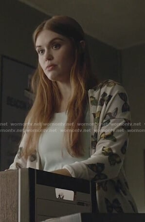 Lydia’s butterfly print long sleeve top on Teen Wolf