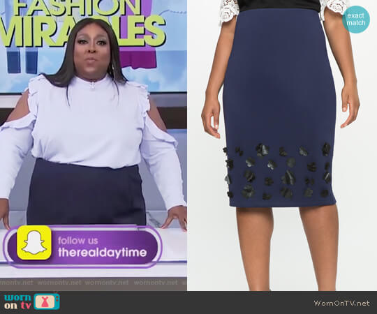 Eloquii Floral Applique Pencil Skirt worn by Loni Love on The Real