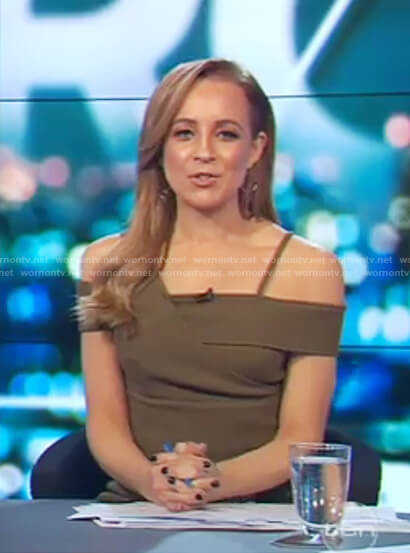 Carrie’s khaki drop shoulder top on The Project