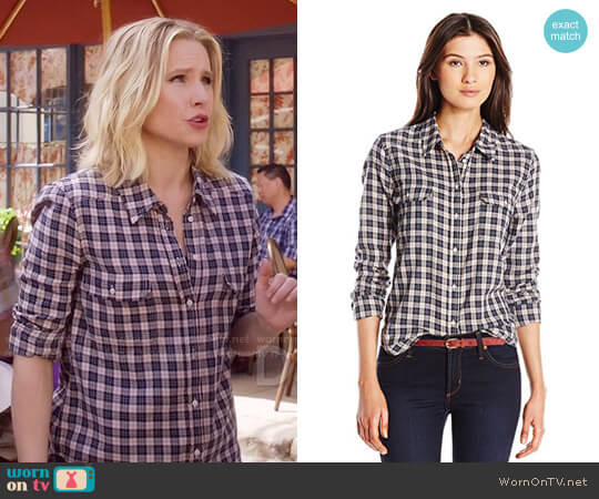 Paige Trudy Shirt in Dark Ink Blue/Rose Dust worn by Eleanor Shellstrop (Kristen Bell) on The Good Place