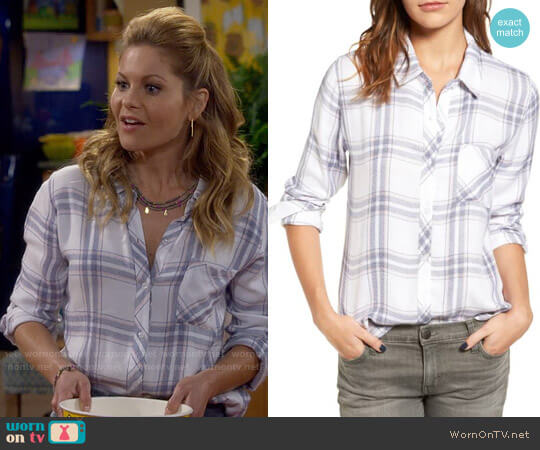 Rails Hunter Shirt in White / Blush / Patriot worn by DJ Tanner-Fuller (Candace Cameron Bure) on Fuller House