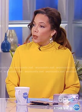 Sunny’s yellow tie sleeve top on The View