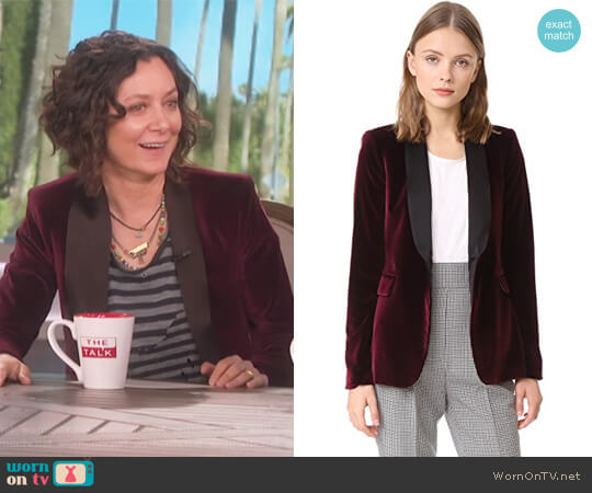 Alice + Olivia Macey Fitted Velvet Tuxedo Jacket worn by Sara Gilbert on The Talk