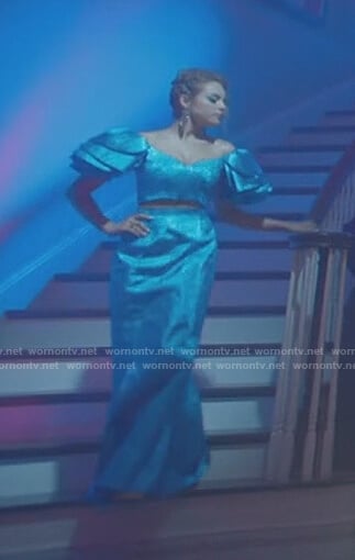 Fallon’s blue 80s gown on Dynasty
