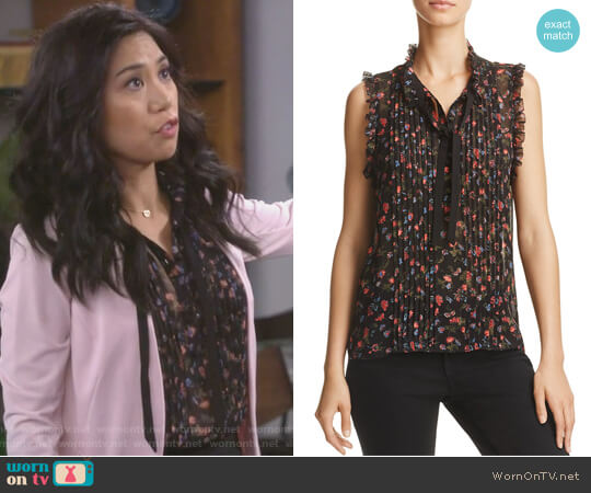 Joie Anathalia Floral Print Silk Top worn by Eve Roberts (Liza Lapira) on 9JKL