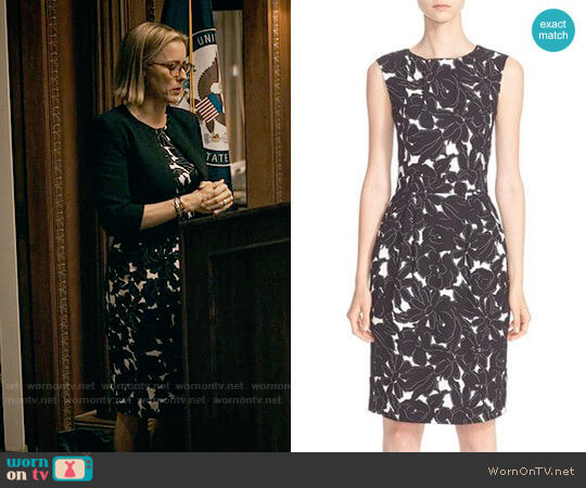 Oscar de la Renta Floral Print Stretch Silk Dress worn by Elizabeth McCord (Téa Leoni) on Madam Secretary