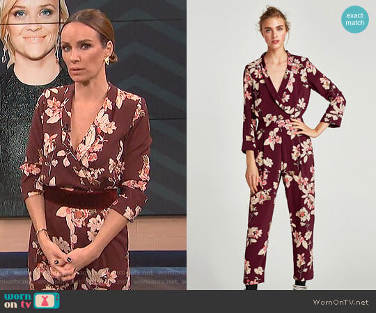 Zara Printed Bodysuit with Lapel Collar worn by Catt Sadler on E! News