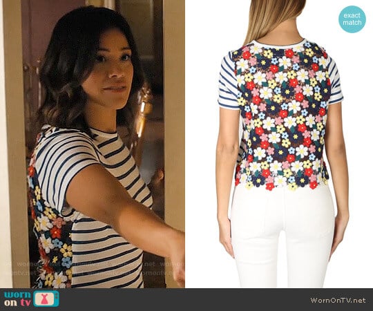 Sea 3D Lace Combo Tee worn by Jane Villanueva (Gina Rodriguez) on Jane the Virgin
