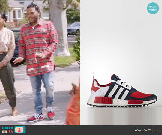 Adidas BA7519 Trail Sneakers worn by Andre Johnson (Anthony Anderson) on Black-ish