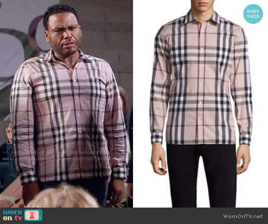 Burberry Nelson Shirt in Chalk Pink worn by Andre Johnson (Anthony Anderson) on Black-ish