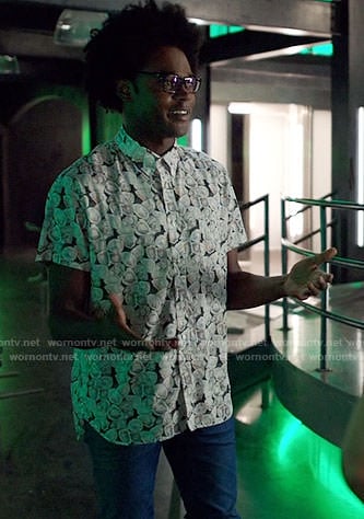 Curtis’s oyster print shirt on Arrow