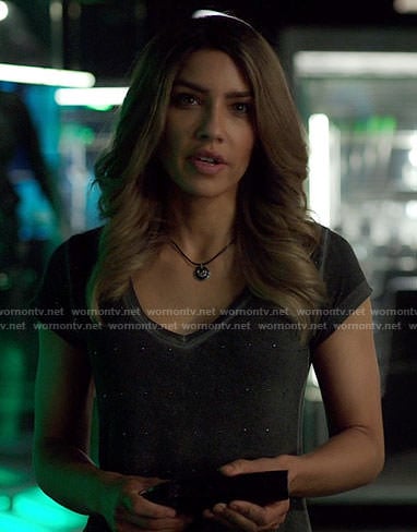 Dinah’s studded v-neck tee on Arrow
