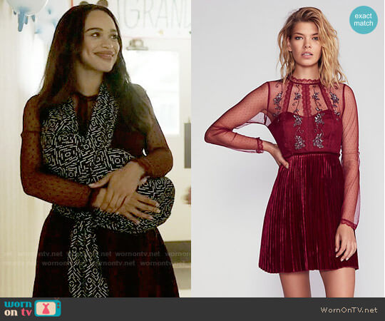 Free People Ariel Dress in Red worn by Erica Dundee (Cleopatra Coleman) on Last Man On Earth