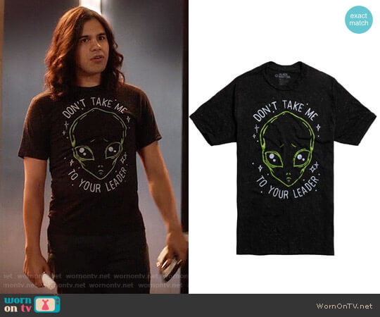 Hot Topic Alien Dont Take Me T-Shirt worn by Cisco Ramon (Carlos Valdes) on The Flash