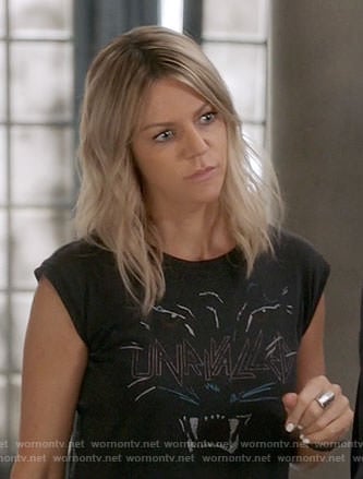Mickey’s Unrivalled cat graphic top on The Mick